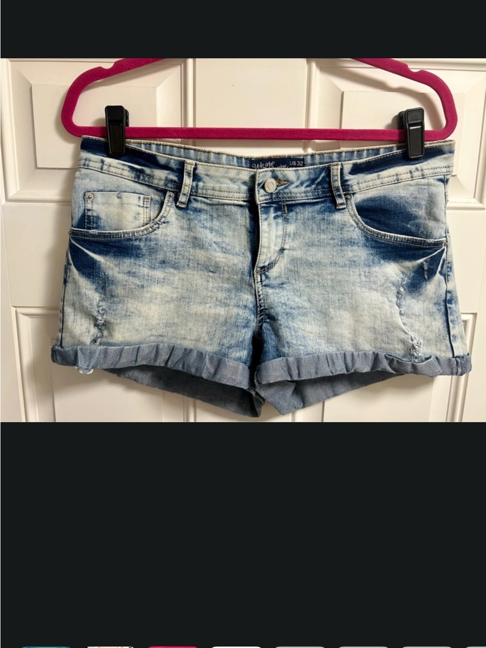 Light Blue Rolled-Hem Denim Shorts - US 2